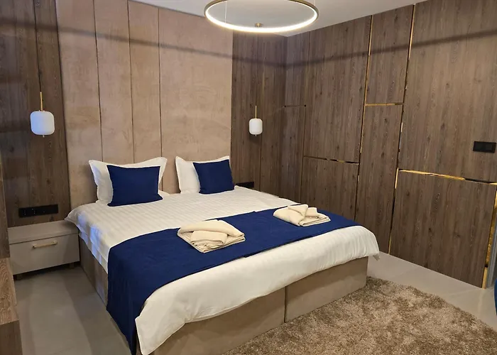 луксозни делукс мечката Ботевград